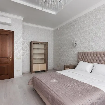 Villa Feeria Fontana 4 Bedroom Close Odesa