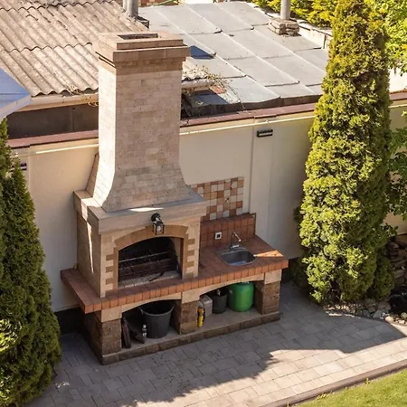 Feeria Fontana 4 Bedroom Close * Odesa