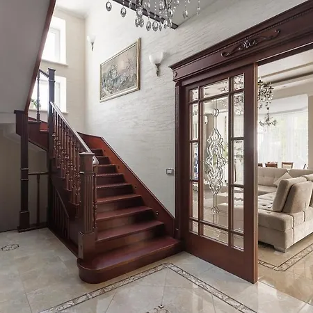 Feeria Fontana 4 Bedroom Close Villa Odesa