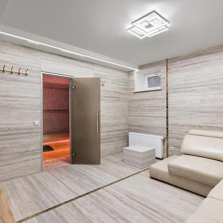 Feeria Fontana 4 Bedroom Close * Odesa