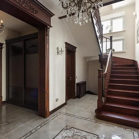 Villa Feeria Fontana 4 Bedroom Close Odesa